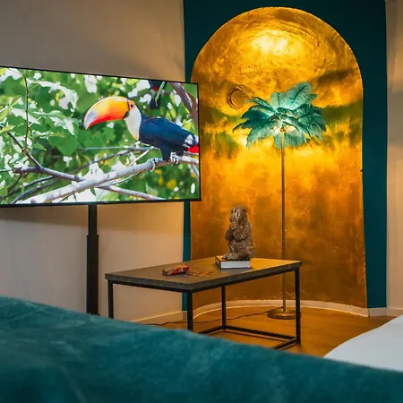 شقة Noor - Golden Mood Or Cinema Luxe *