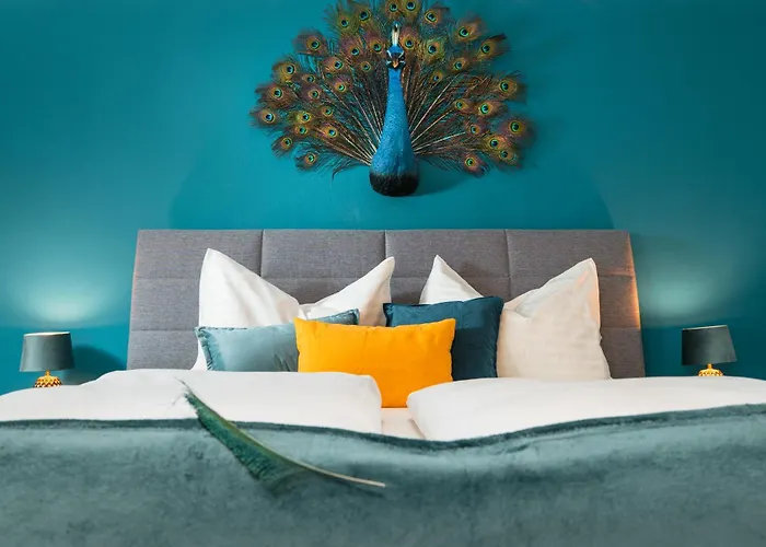 Noor - Golden Mood Or Cinema Luxe غراتس