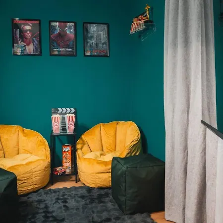 Noor - Golden Mood Or Cinema Luxe * Graz